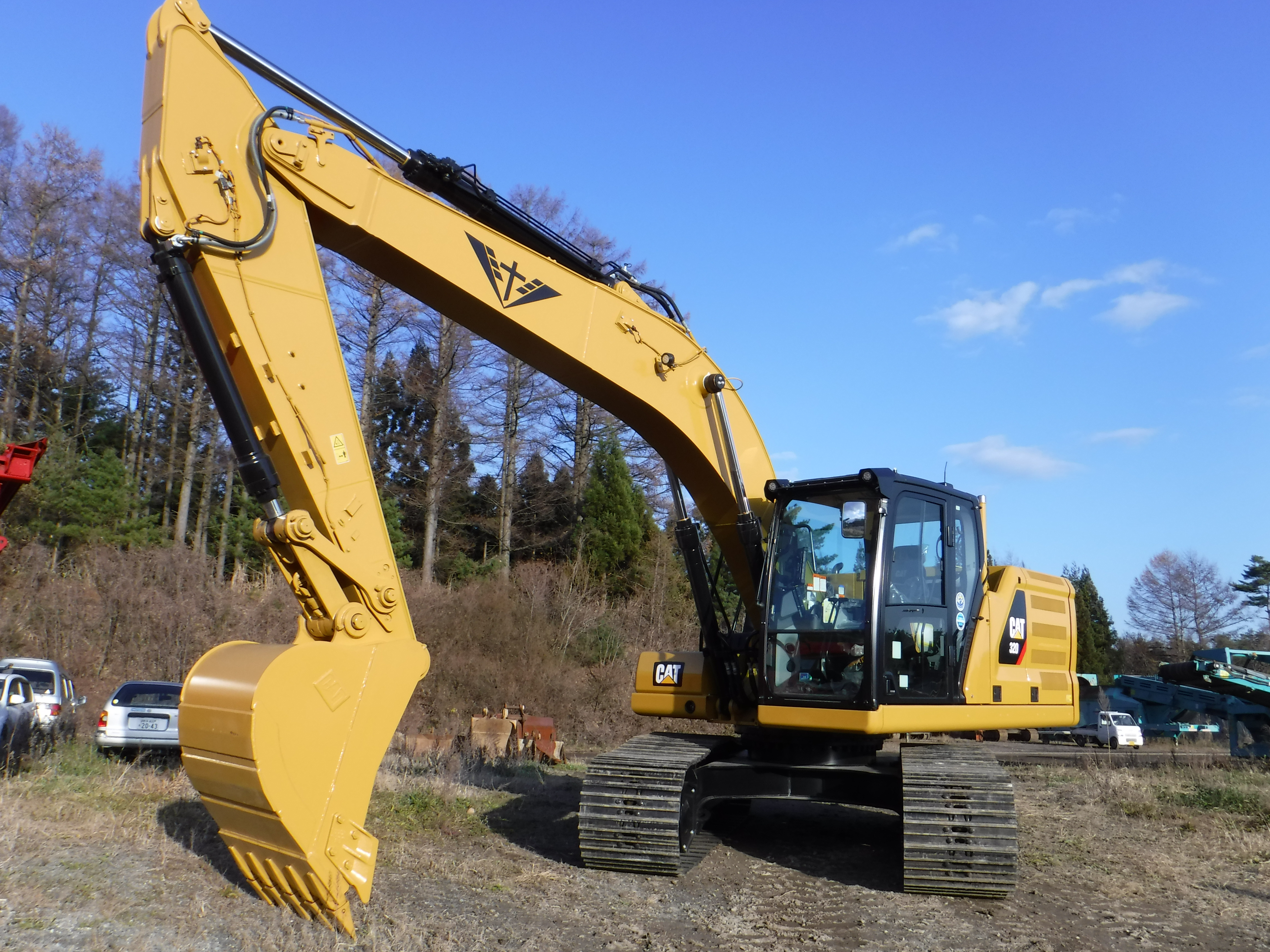 CAT320